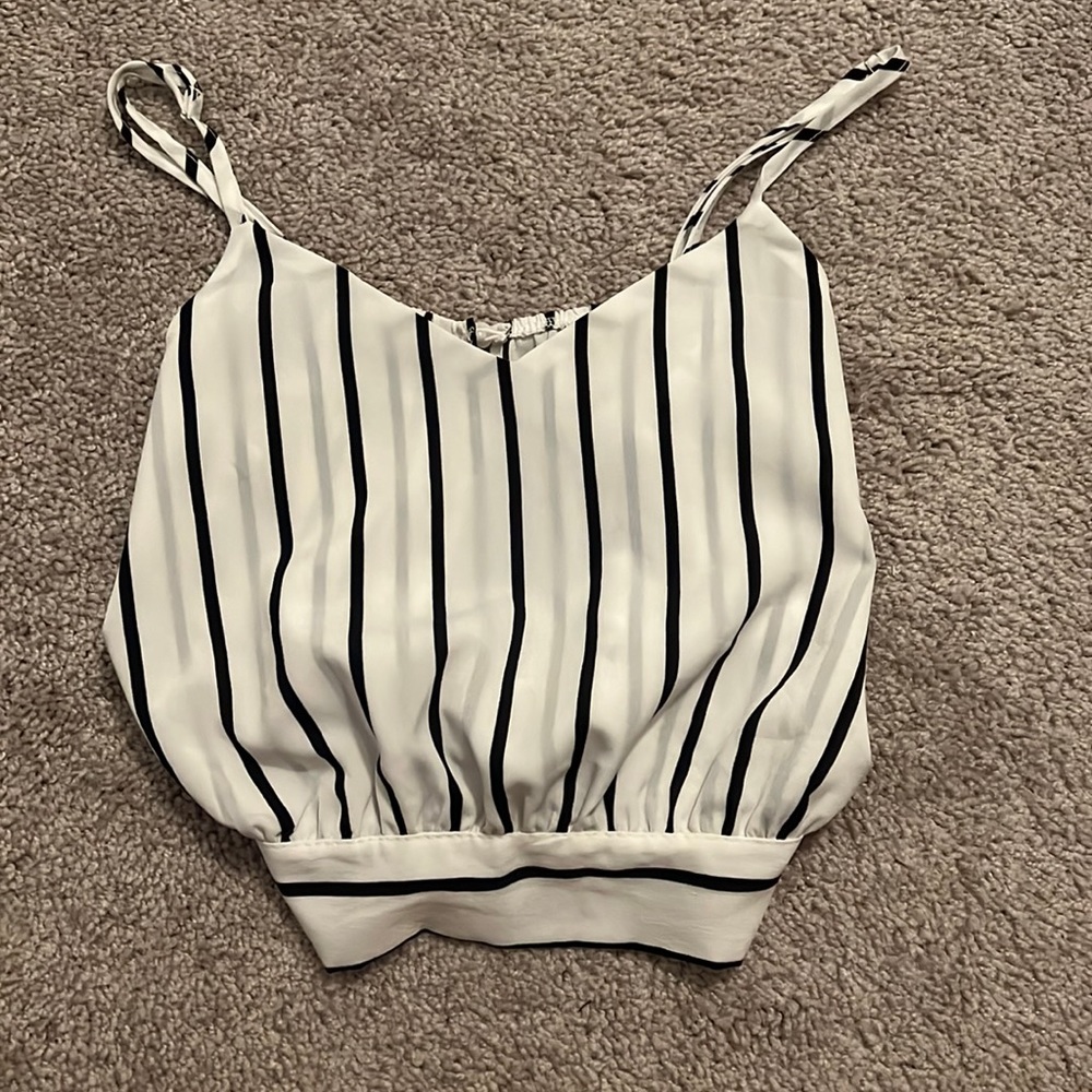 Pretty cute crop top